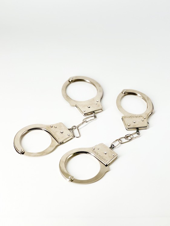 Наручники железные