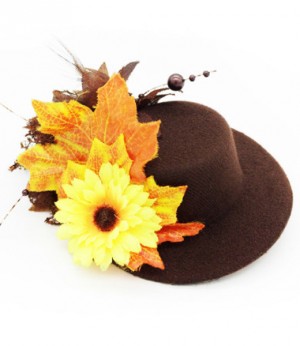 Шляпа на заколке коричневая маленькая