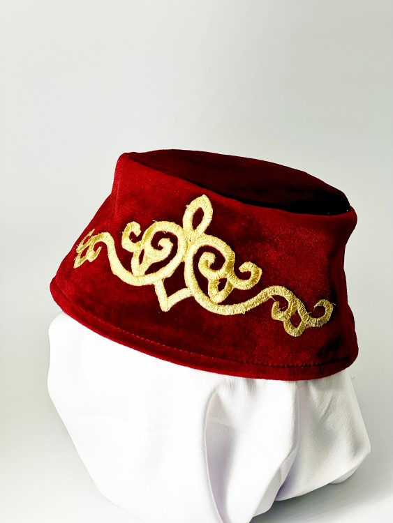 Феска восточная бордо с золотой вышивкой