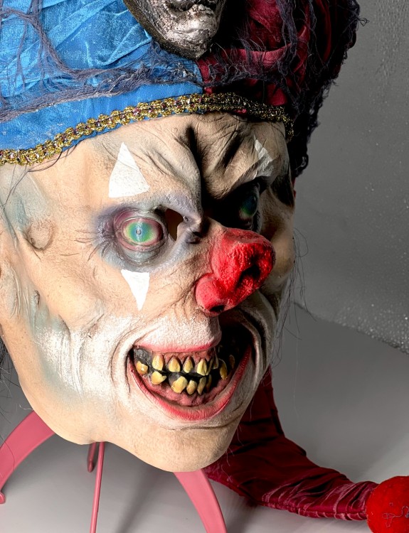 Маска Шут с колпаком латекс Маска Шут с колпаком латекс