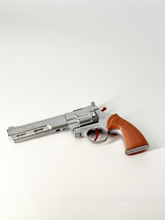 Револьвер пластик длинный Револьвер пластик длинный