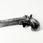 Револьвер пластик черно-серебряный