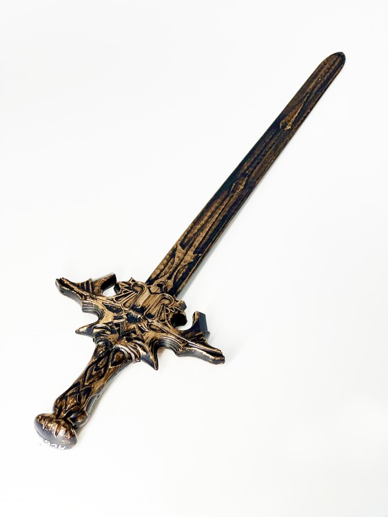 Меч - состаренная бронза, пластик