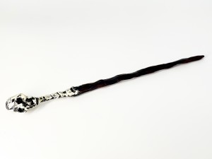 Палочка Череп белая