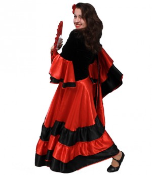 Испанский женский костюм