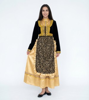 Греческий женский костюм