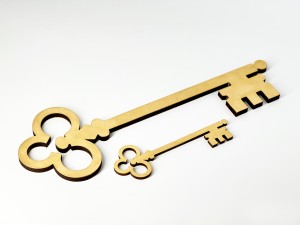 Ключ Буратино большой золотой