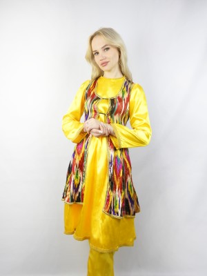 ​Узбекский женский костюм