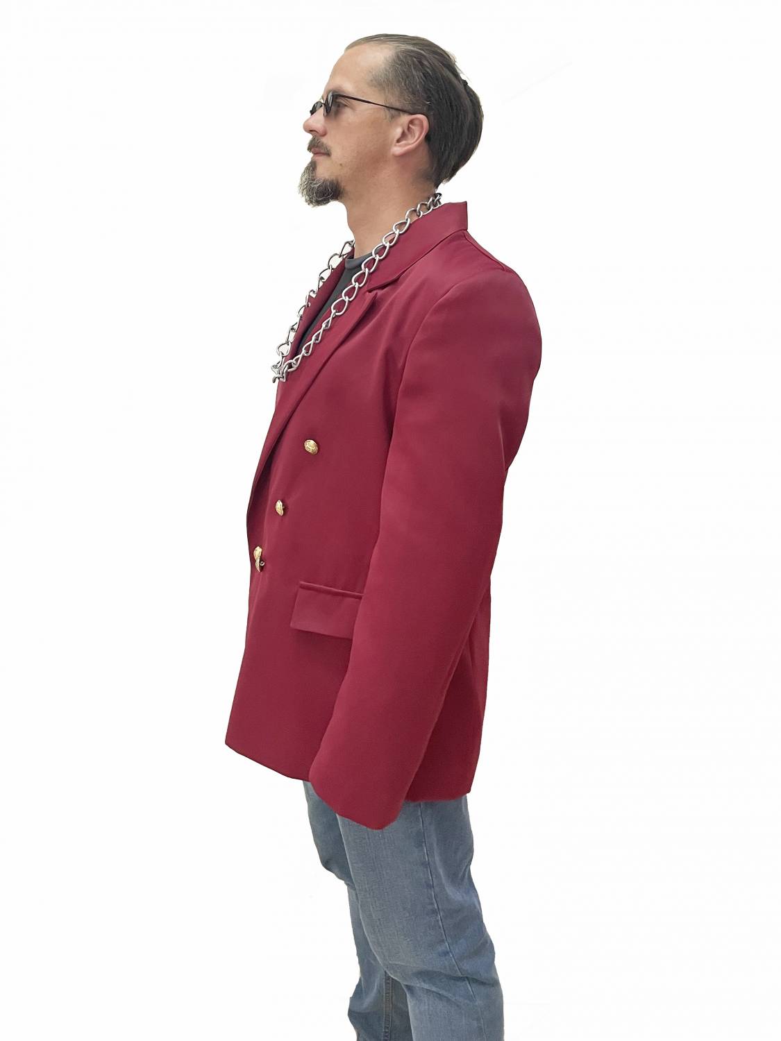 «Не по Сеньке шапка»: когда бархатный пиджак делает из мужчины посмешище