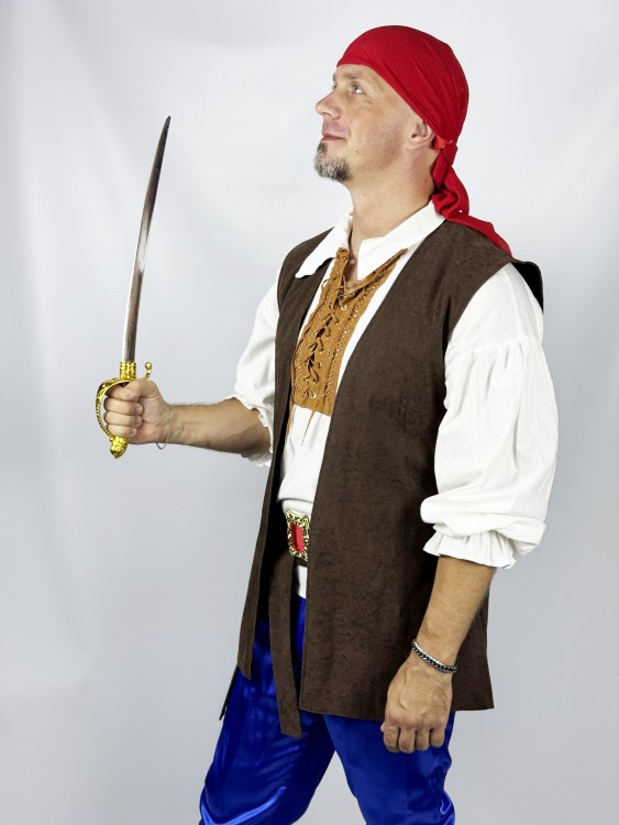 Пират Пират